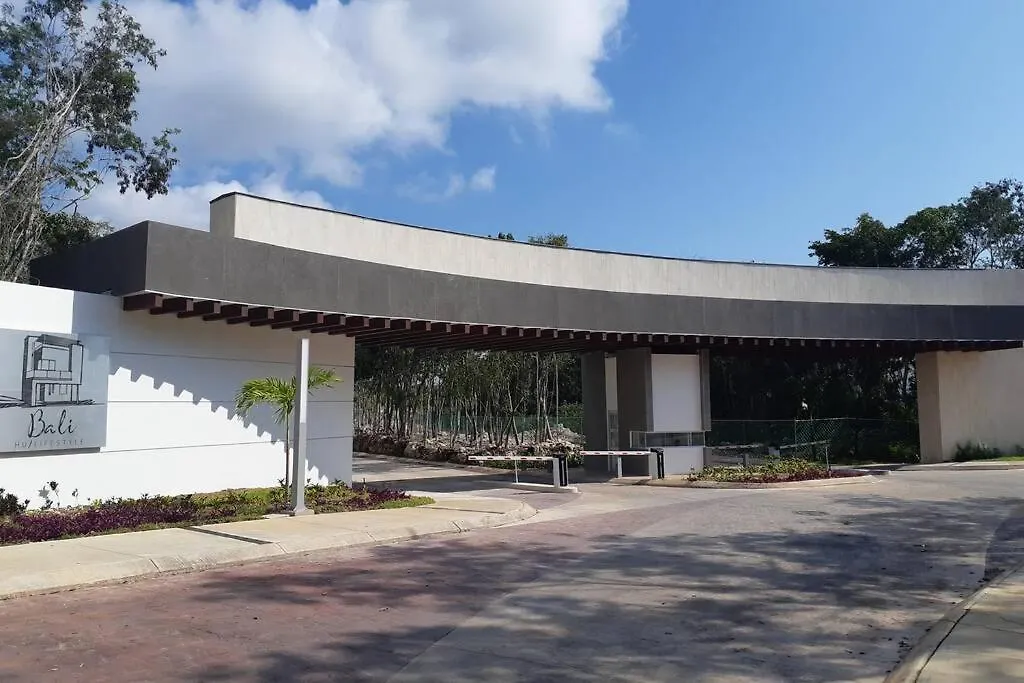 Casa Playa Del Carmen - Condominio Privado